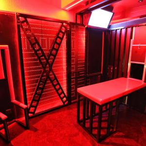 LA FICK. Die Trans Party