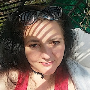 Juliane75
