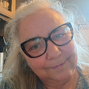 Anne49