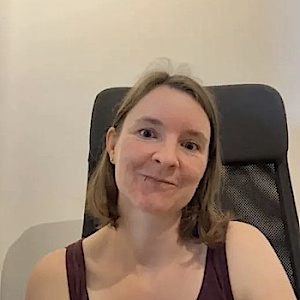 CuriousGirl1992