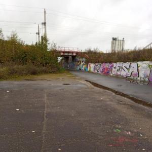 Alsen Gelände mit Parkplatz