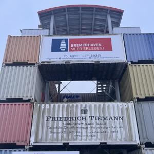 Container-Aussichtsturm