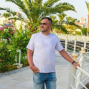 Alex40