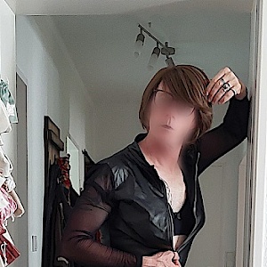 Lara-2507