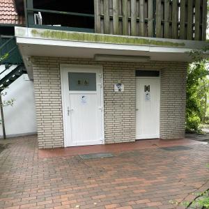 Öffentliches Klo  CUX-Altenbruch