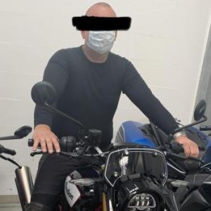 Alex77m_Bi