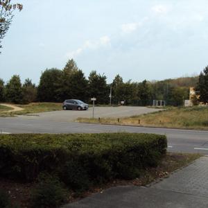 Blumberger Damm 300, hinter der Gesamtschule