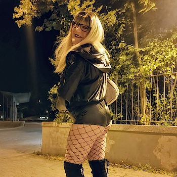 Carmen_Bitch