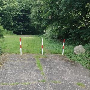 Feldweg Sackgasse hinter dem WiesenSee