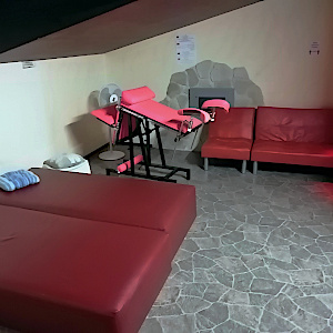 Hello zur angenehm versauten Saunaparty