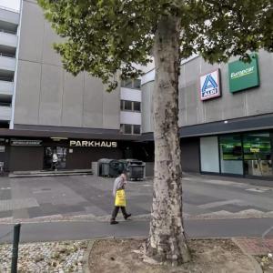 Parkhaus Ringcenter (gegenüber vom HBF)