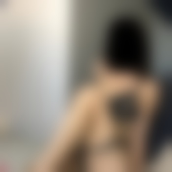Vanessa_nach_Vorne