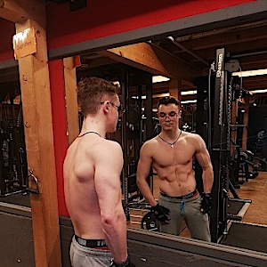 Ellyboyboy