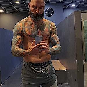 Andre74324683