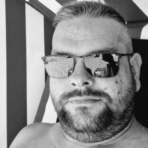 Steve1986759