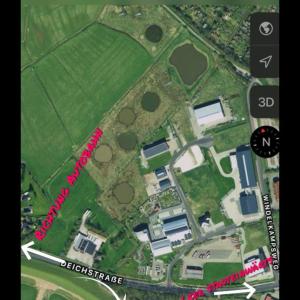 Deichstraße Ortsausfahrt Leer ( Deich )