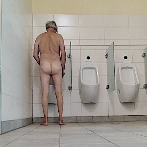 365TageNacktSklave