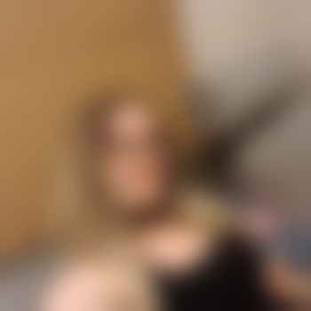 SissyCaroline