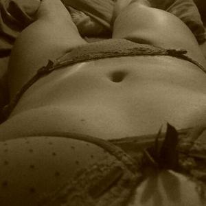 Janine_bi