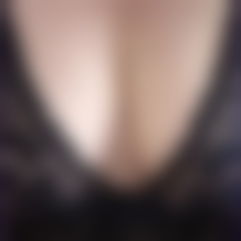 CurvyVivy