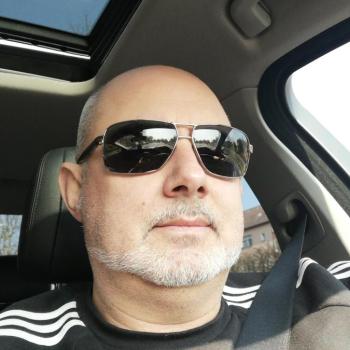 greekboy32