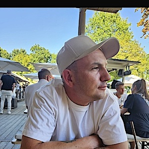 Fredi1984