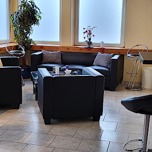 Welcome zur geilen Herrenüberschussparty