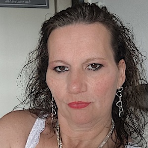 Samanta004