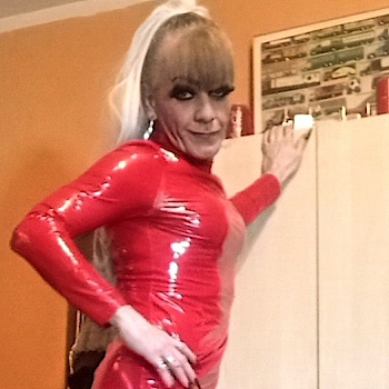 LackhureTsGina