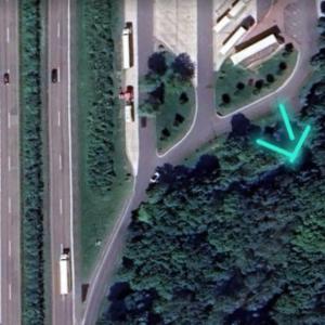 Waldstück Parkplatz Stauferburg