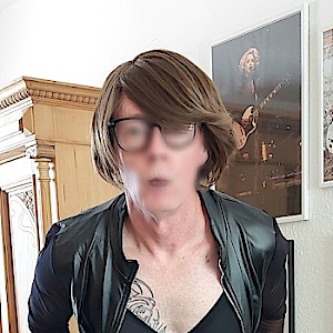 Lara-2507