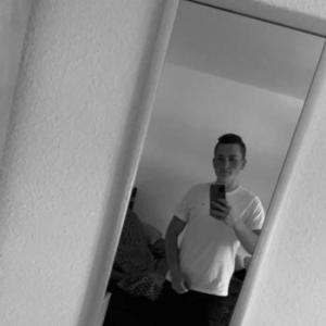 TayTay00