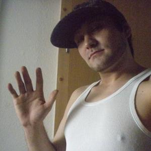Chris299-8025