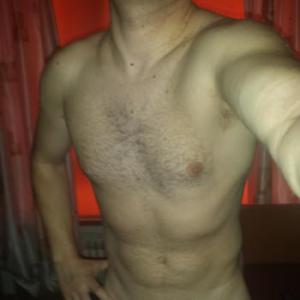 Alex1985909