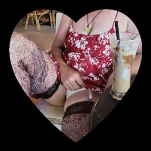 Strapslady_Ef