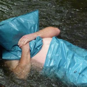 Plastik und Müllsackfetisch