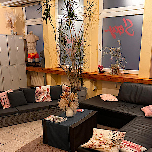 Welcome zur geilen Herrenüberschussparty